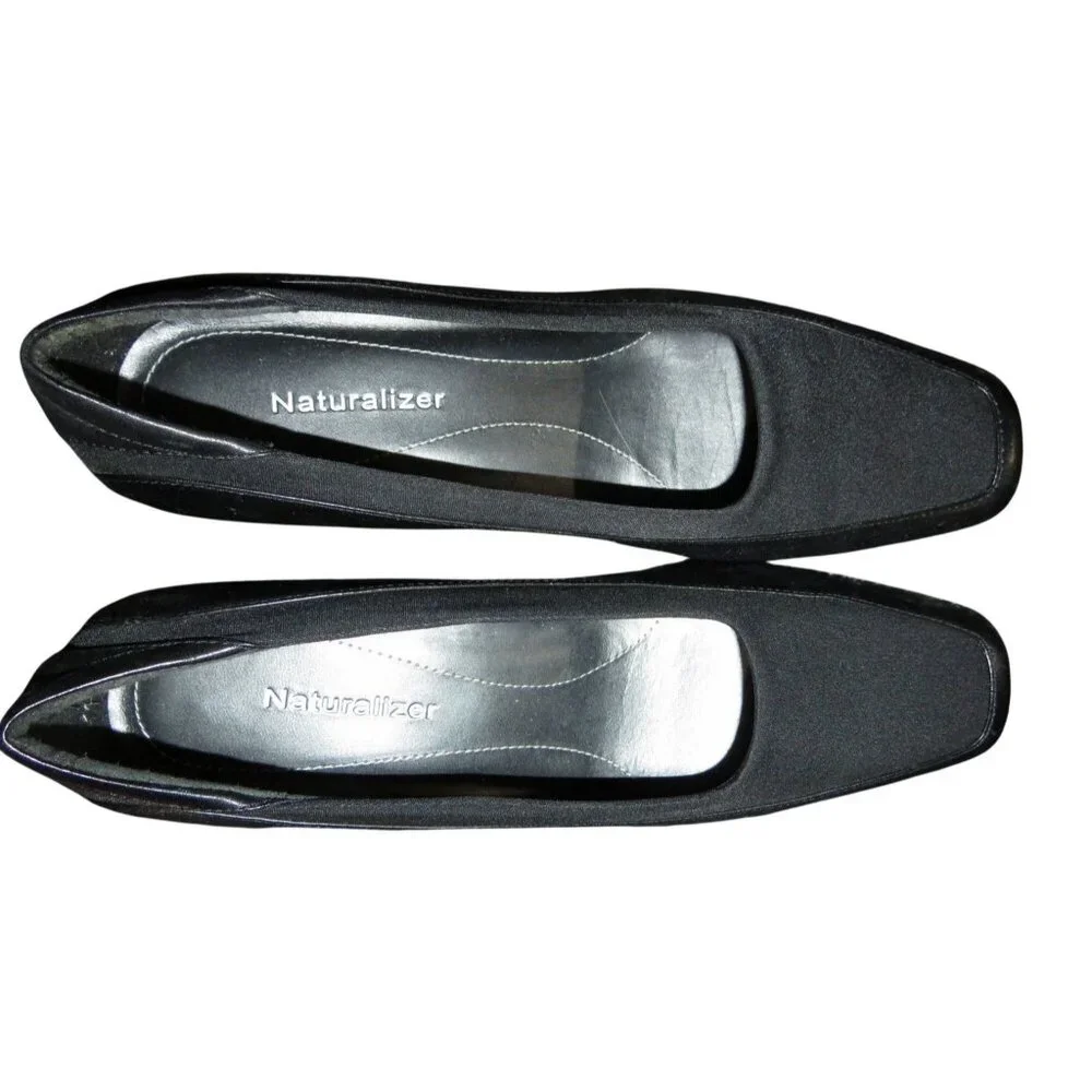 Naturalizer Black Block Heeled Fabric Upper Loafers Comfort footbed technology 7